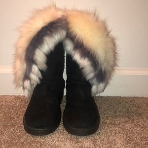 Womens fur boots